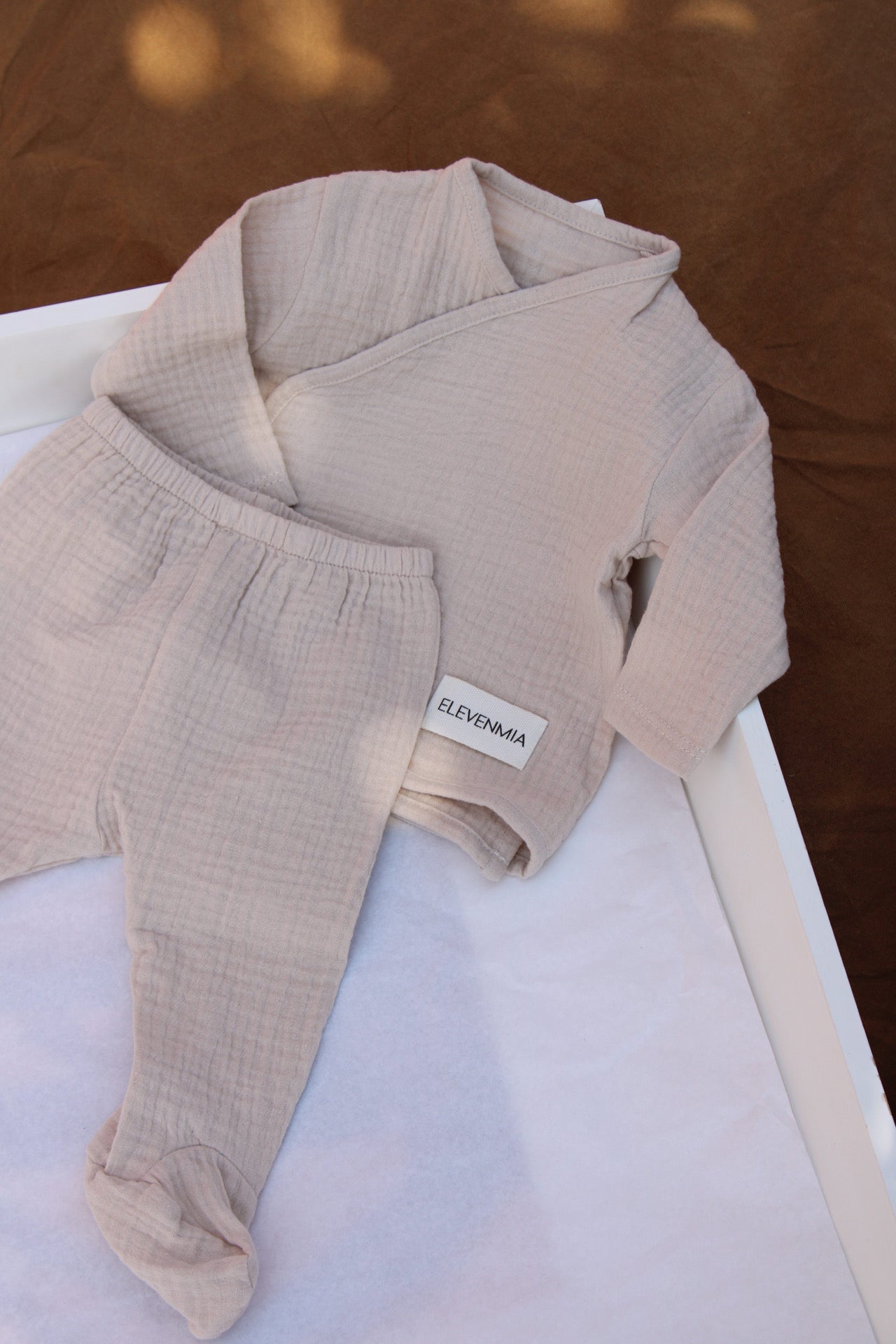 Ensemble chemise portefeuille et leggings en gaze de sable