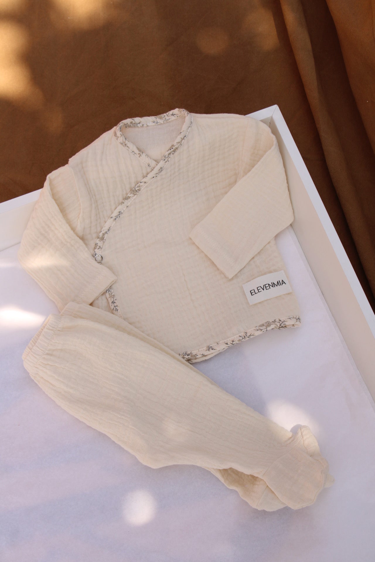 Beige Muslin New Born Set