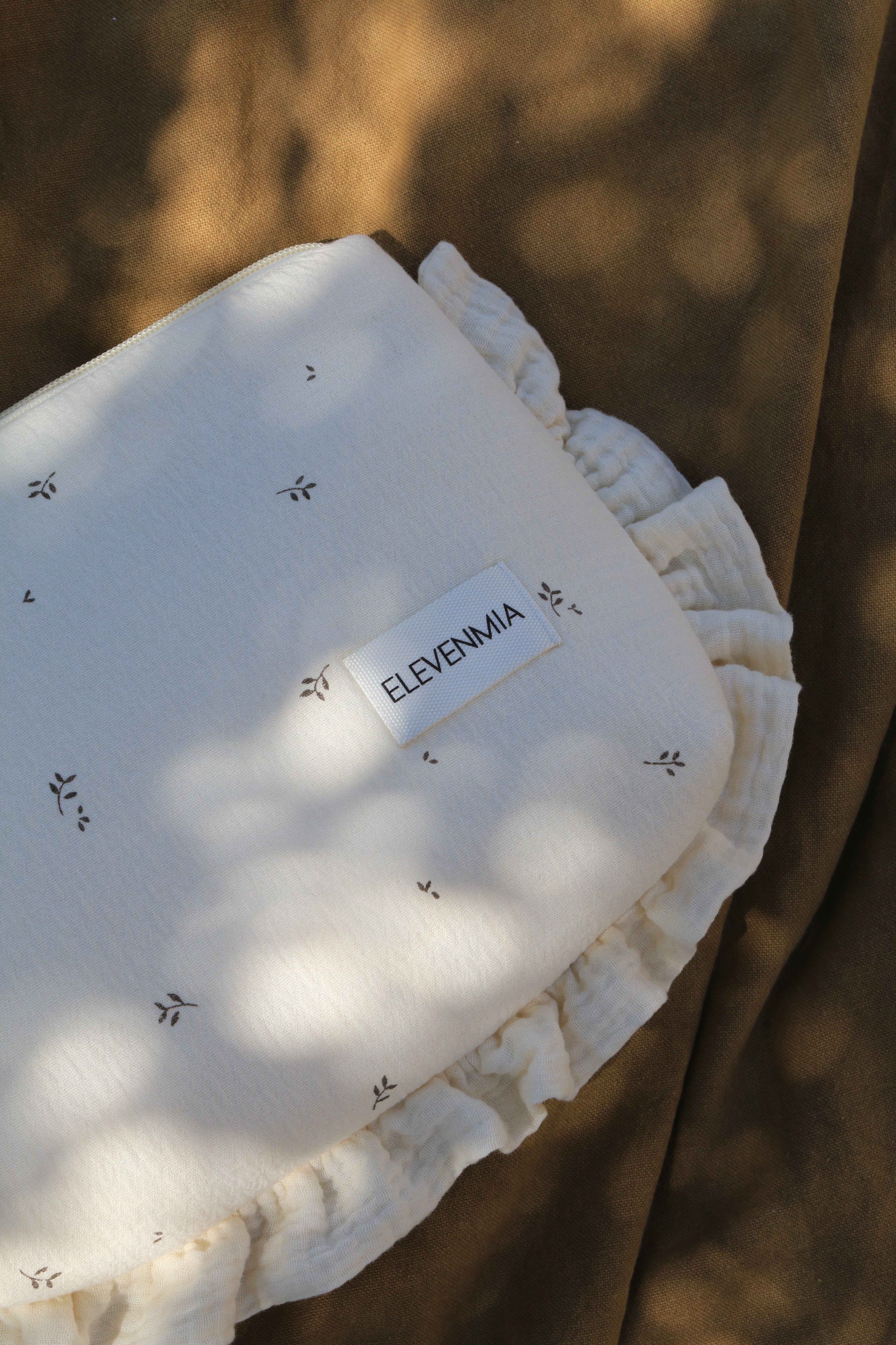  Ruffled Vichy Grey Toiletry Bag