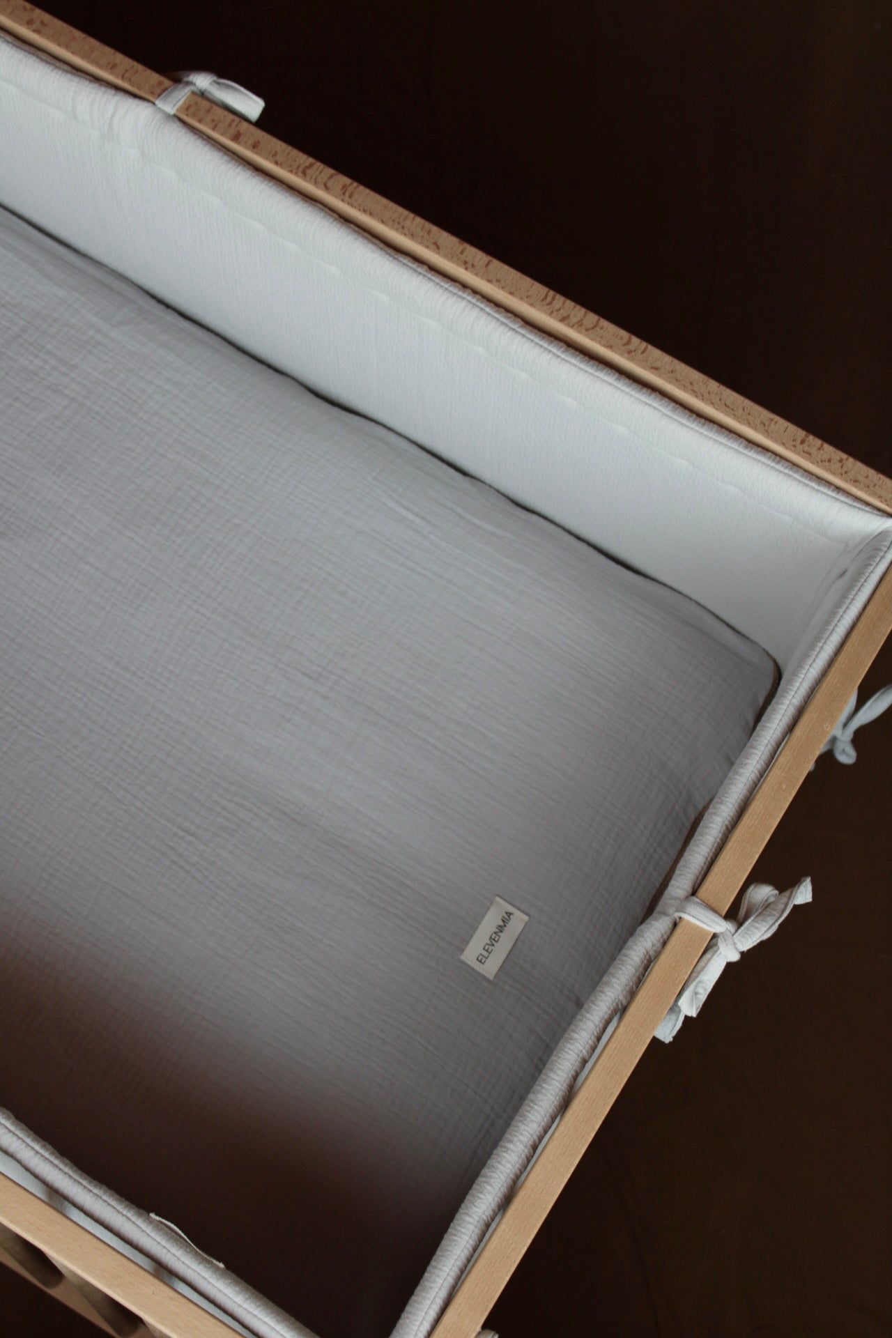 Beige Muslin Crib Protector 60x120