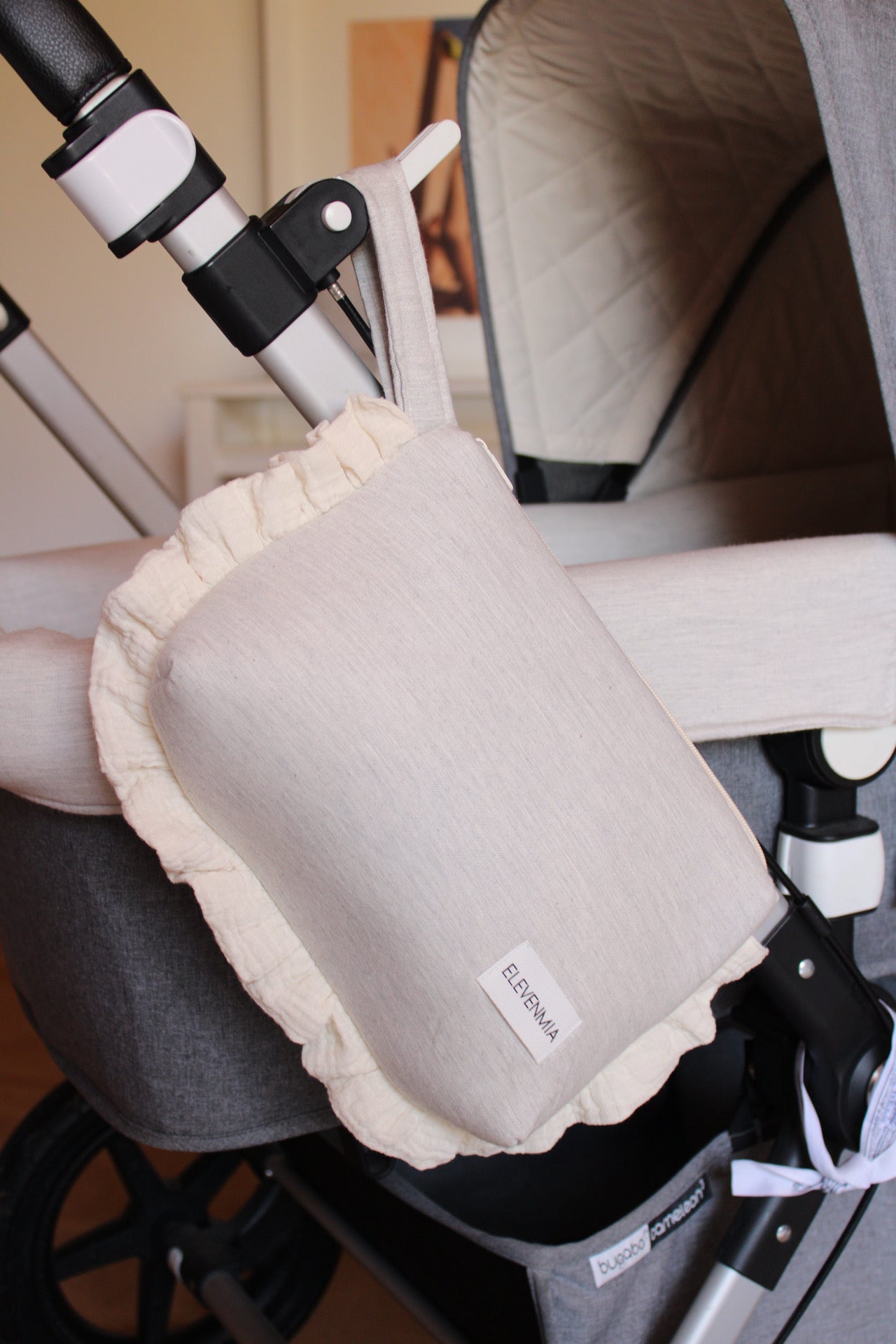  Ruffled Vichy Grey Toiletry Bag