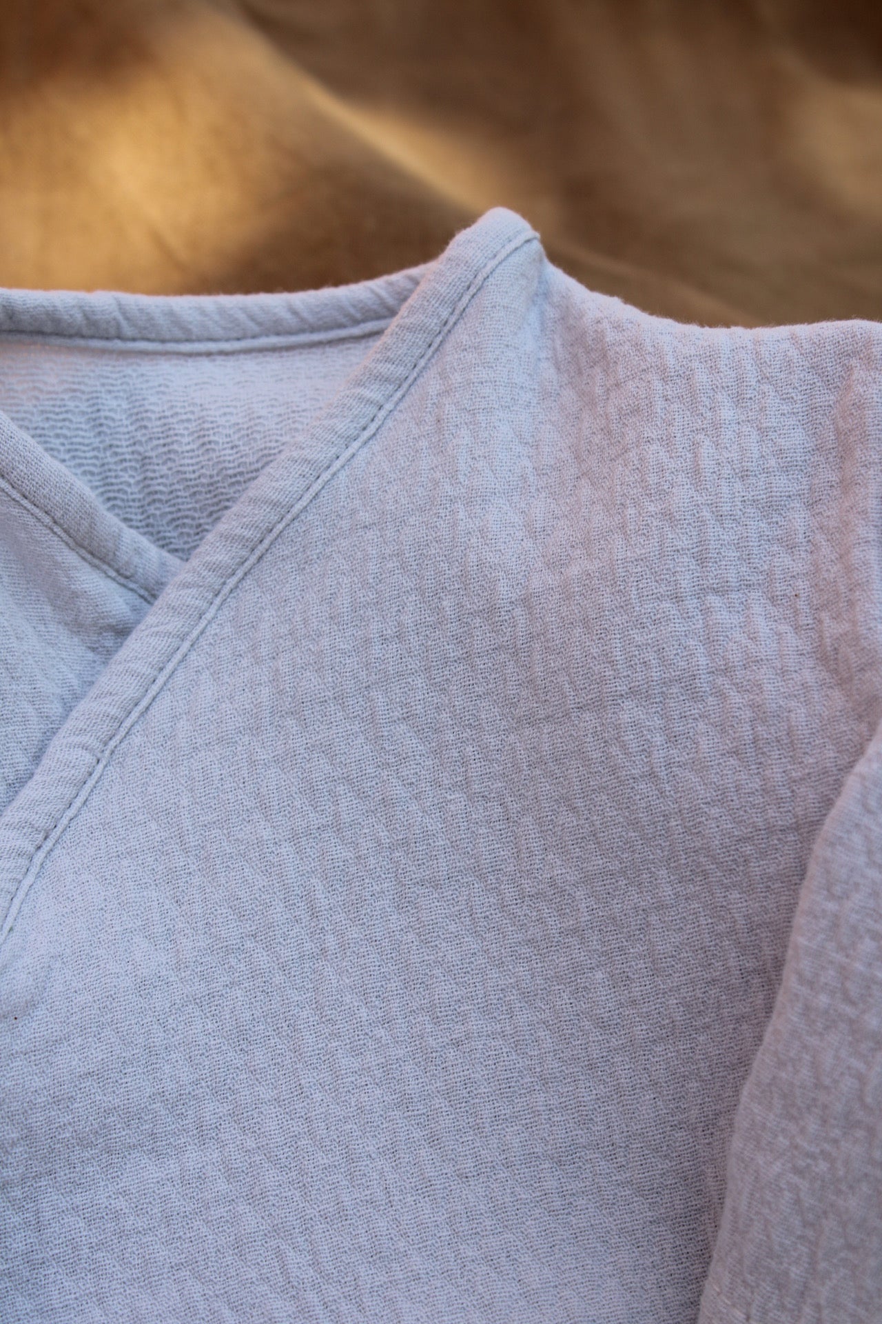 Ensemble chemise croisée gris Dolby + leggings gris Dolby