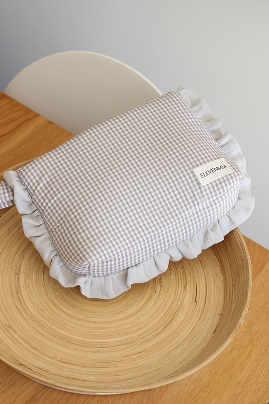  Ruffled Vichy Grey Toiletry Bag