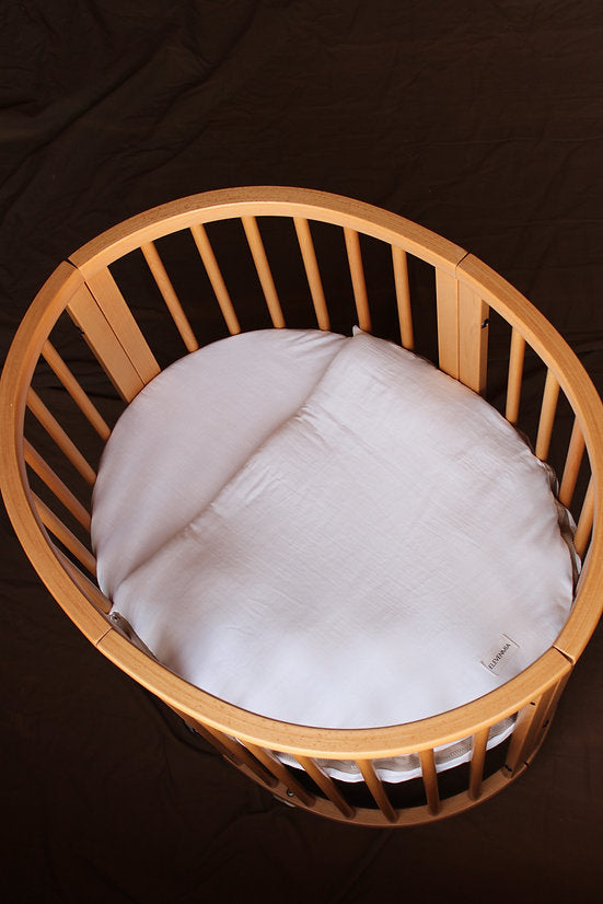 Chancelière ajustée pour berceau Stokke en gaze blanche