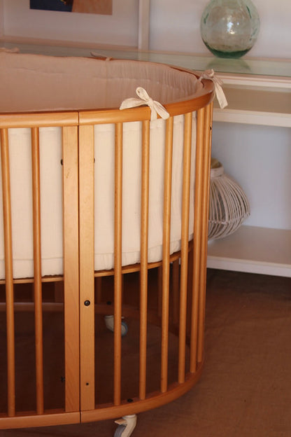 Beige Muslin Stokke Crib Protector