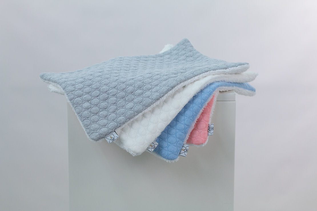 Bubble Blue Drool Pad