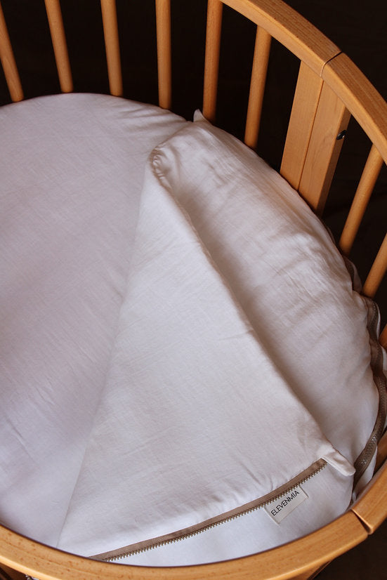 Chancelière ajustée pour berceau Stokke en gaze blanche