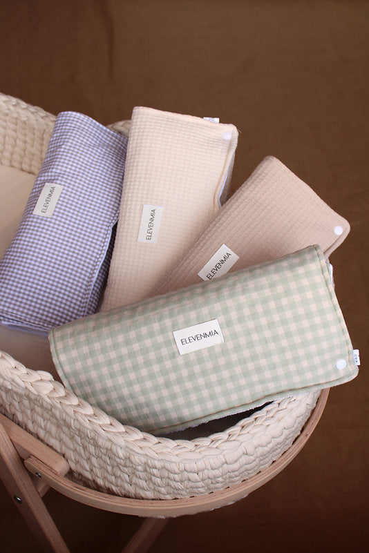 Matelas à langer portable Vichy gris