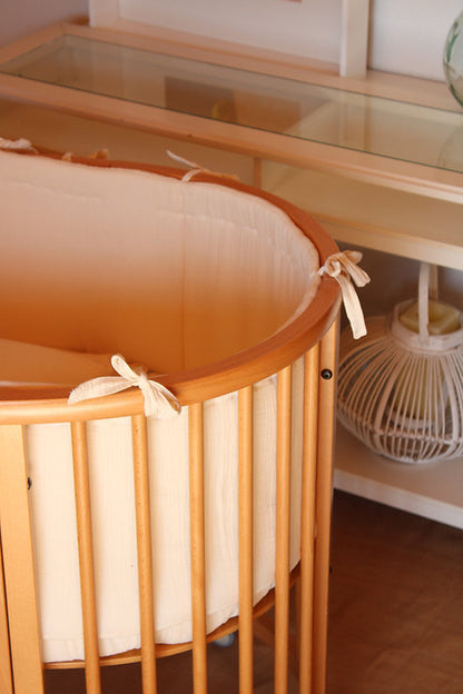 Beige Muslin Stokke Crib Protector