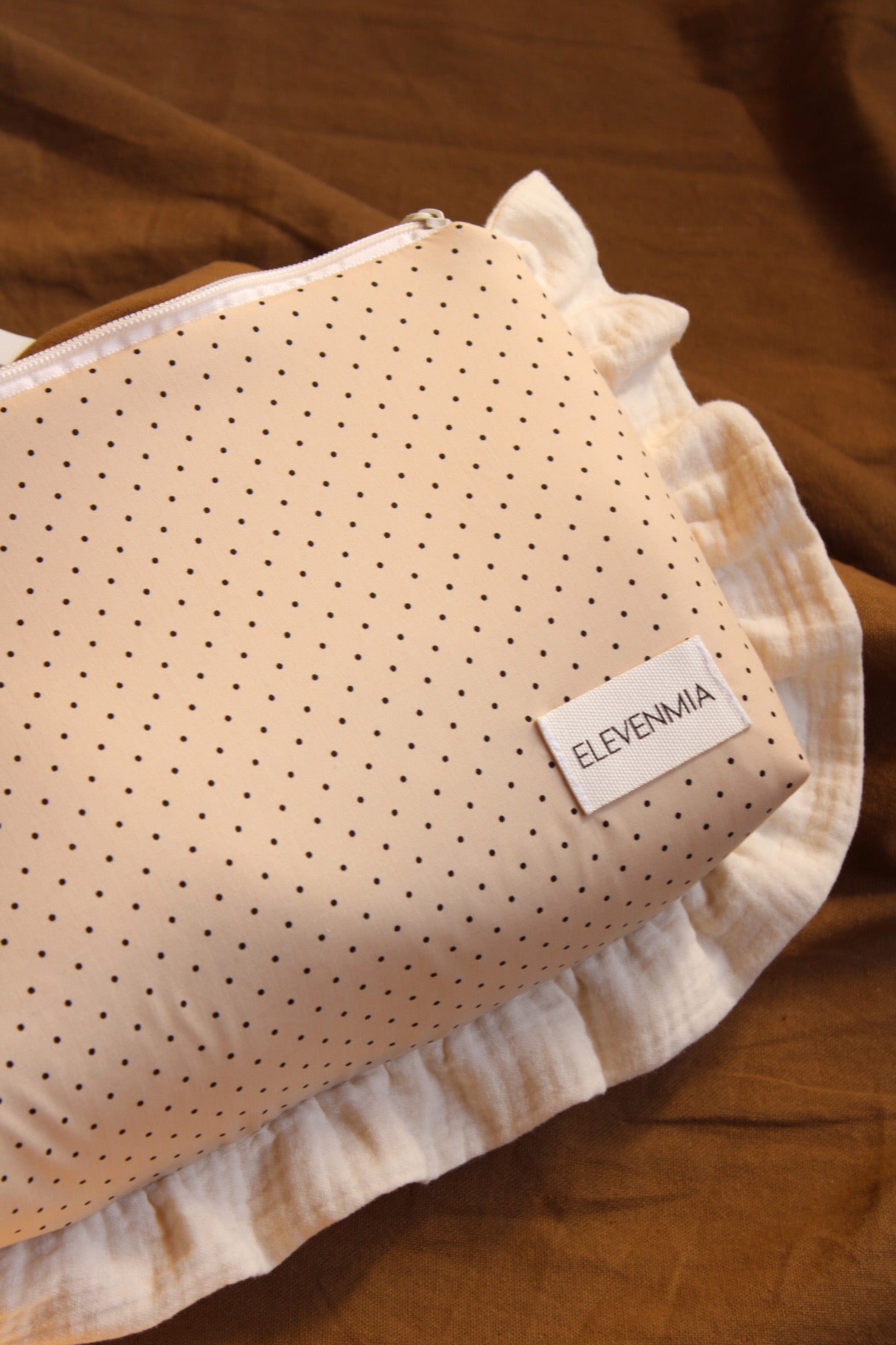 Ruffled Dotty + Beige Muslin Toiletry Bag