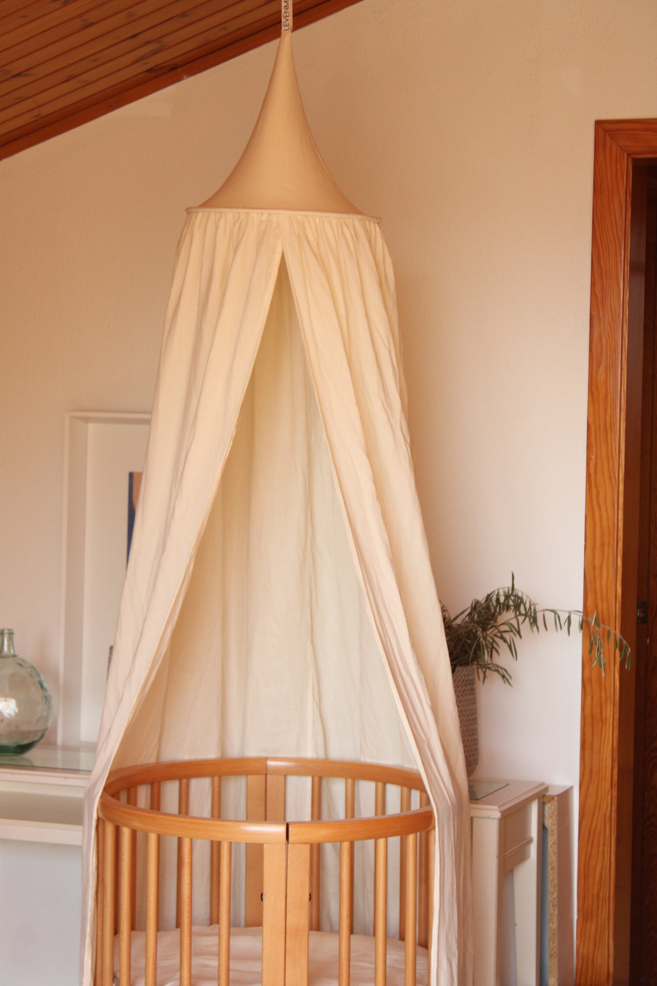 Baby canopy for clearance cot