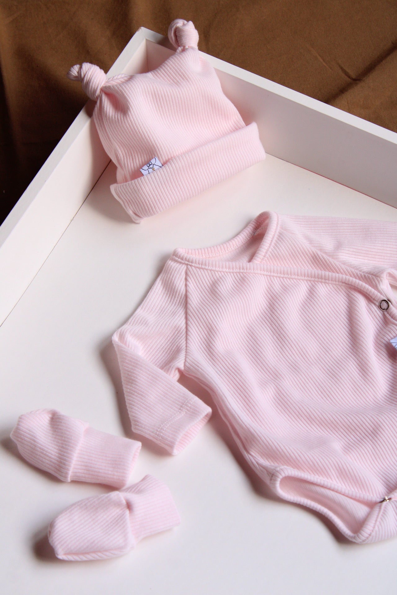 Pack de vêtements côtelés roses pour la première fois