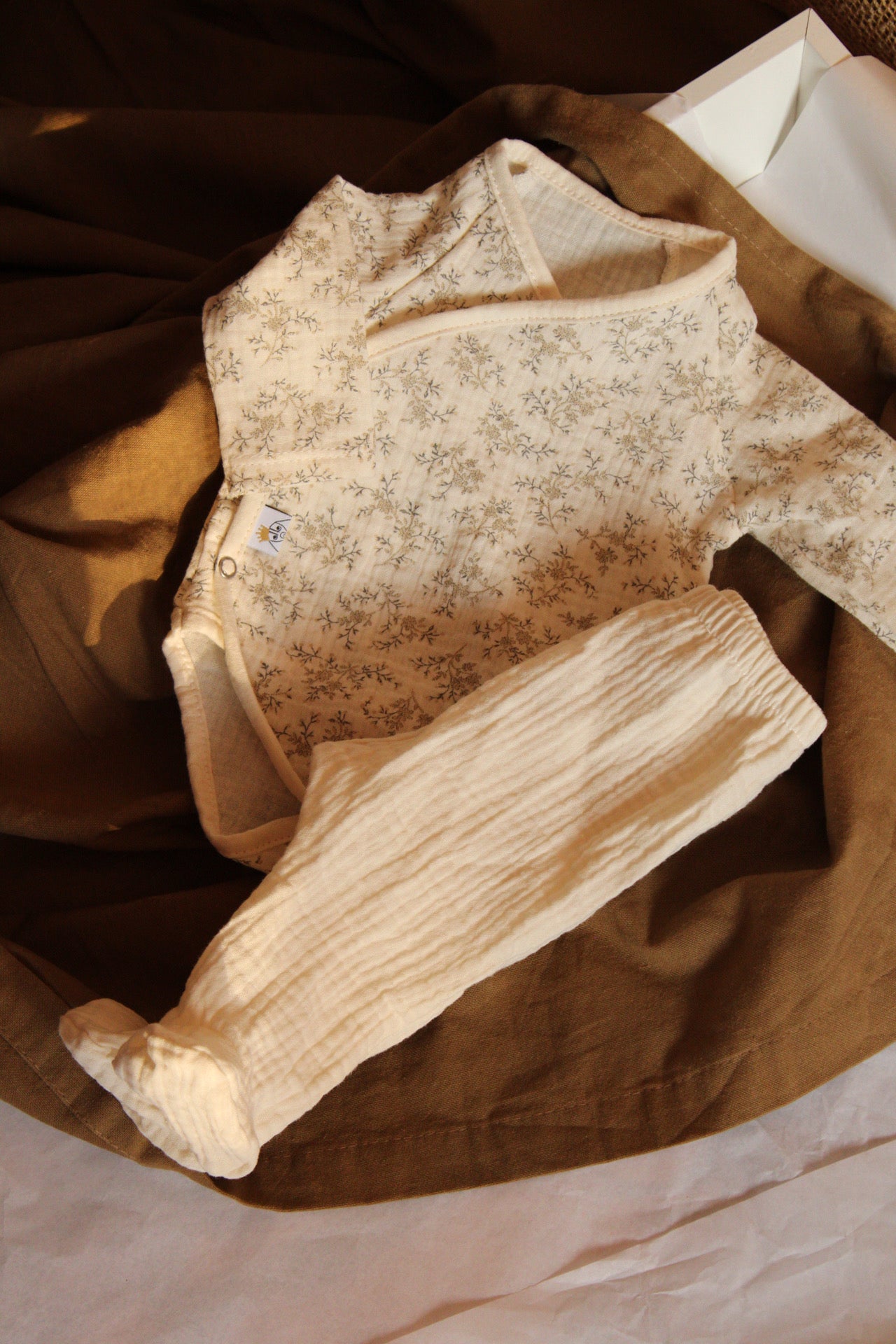 Mon ensemble body en mousseline + leggings en mousseline brute