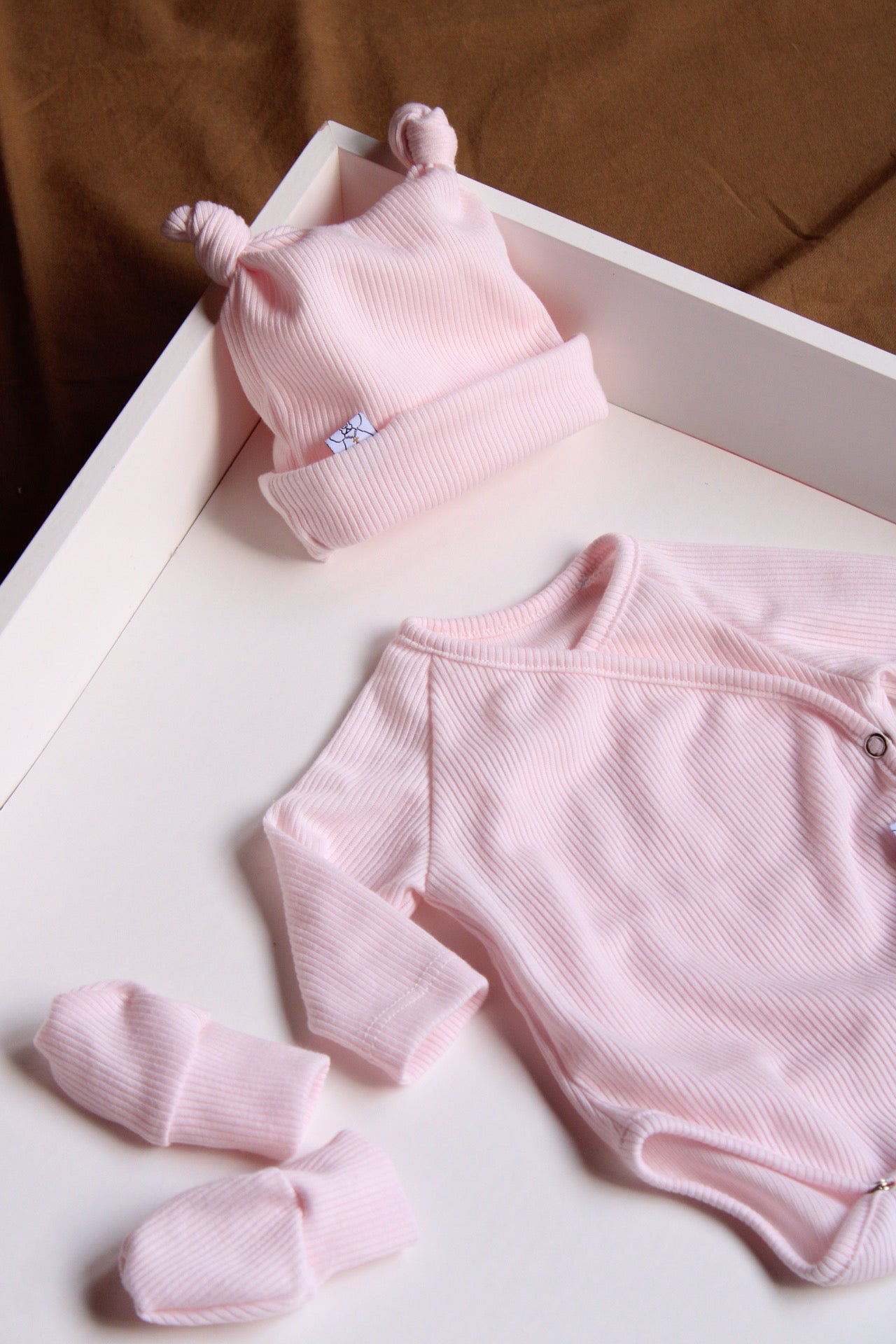 Pack de vêtements côtelés roses pour la première fois